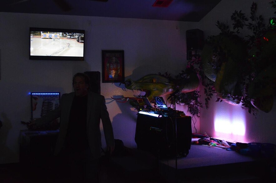 More Photos Of 2101 E Gamebird Rd, Pahrump Restaurant For Sale