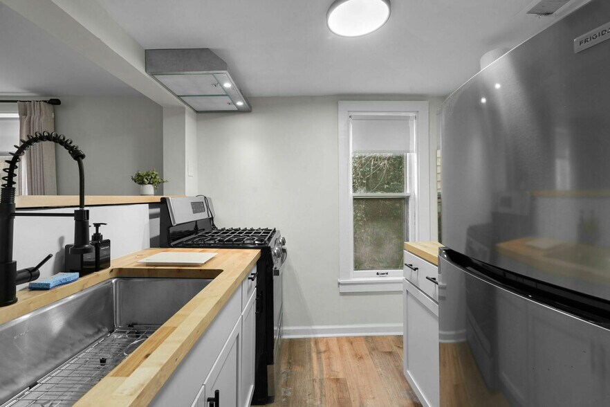 More Photos Of 101 Pennsylvania Ave, Binghamton Apartments For Sale