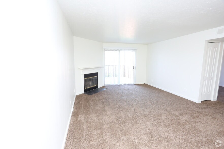 More Photos Of 3130 Saint Anthony Gardens Dr, Louisville Apartments For Sale