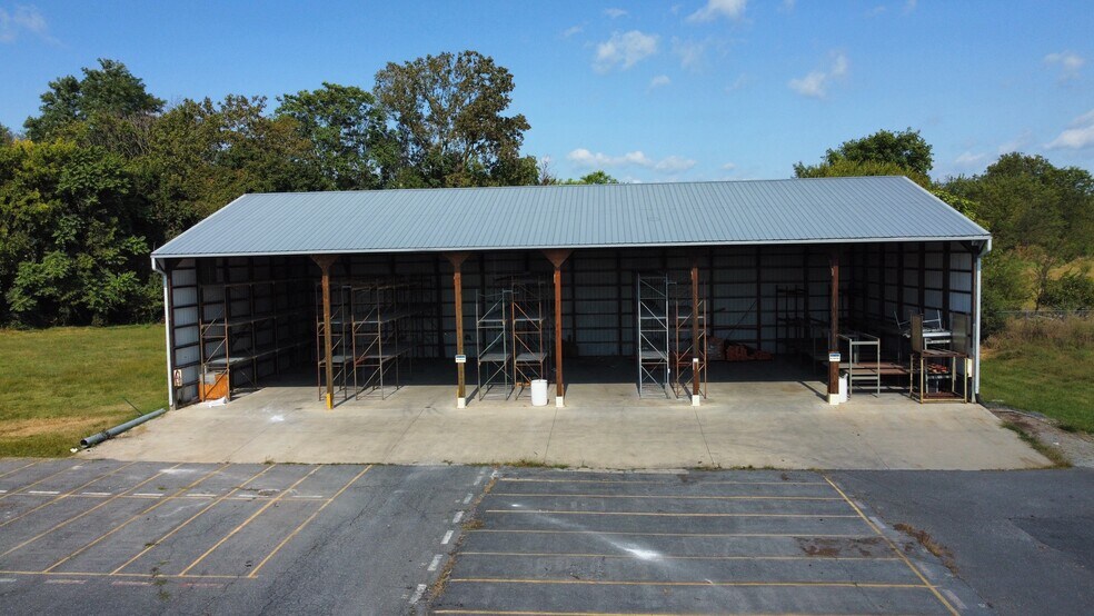 More Photos Of 961 N Liberty St, Harrisonburg Industrial For Lease