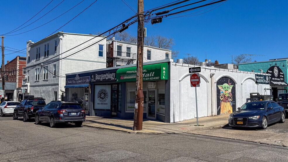 More Photos Of 308-312 Main St & 2-8 Green St, Huntington Storefront Retail Residential For Sale