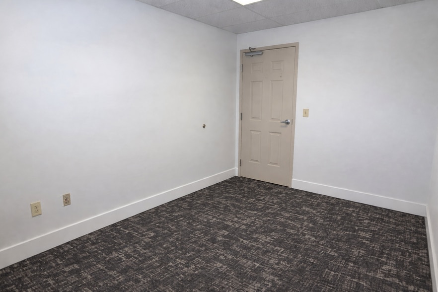 More Photos Of 11820 Miramar Pky, Miramar Medical For Lease