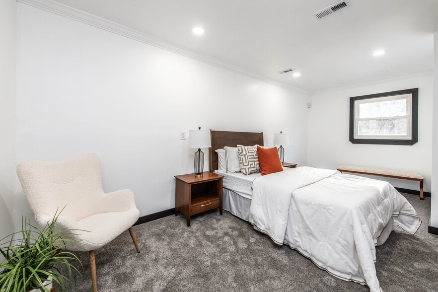 More Photos Of 120 Danielson Pike, Foster Freestanding For Sale