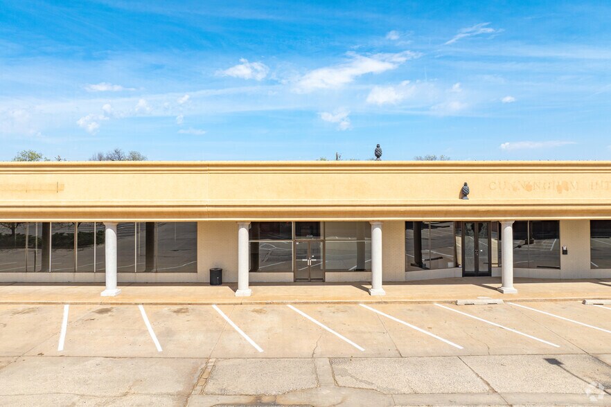 More Photos Of 2103 W Britton Rd, Oklahoma City Freestanding For Lease