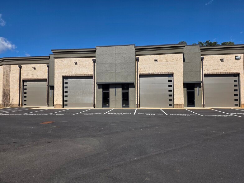 More Photos Of 3353 Acworth Summit Blvd NW, Acworth Light Distribution For Lease