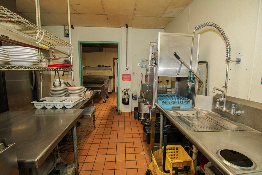 More Photos Of 125 Main St, Huron Bowling Alley For Sale