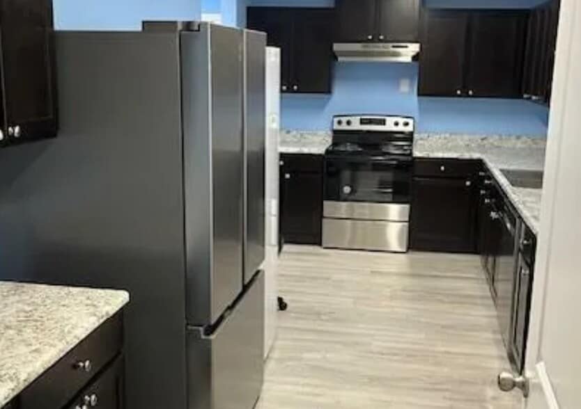 More Photos Of 5311 E Sr-22, Panama City Daycare Center For Lease