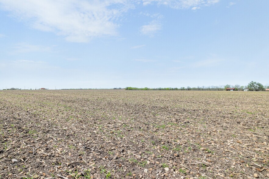 More Photos Of 5340 Dreibrodt St, San Marcos Land For Sale