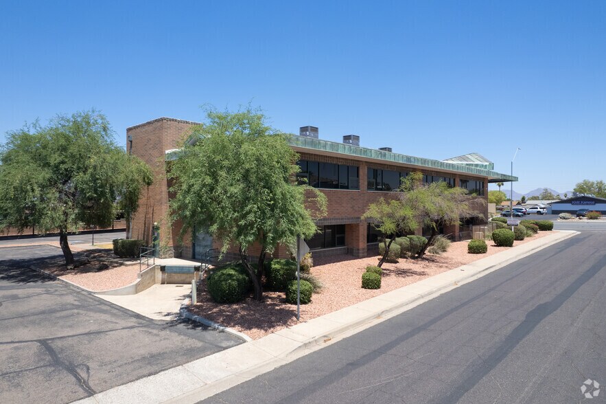 More Photos Of 14804 N Cave Creek Rd, Phoenix Office For Sale