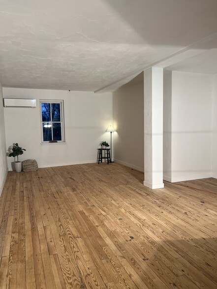 More Photos Of 3397 George st, York Freestanding For Lease