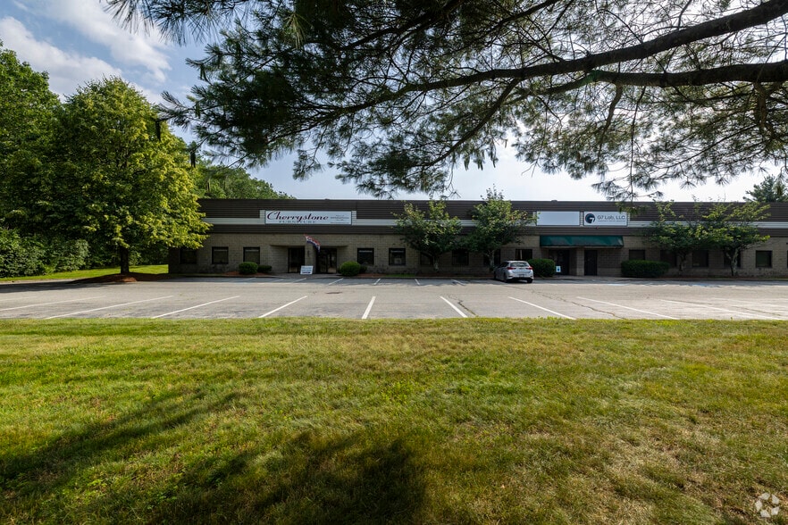 More Photos Of 160 Ayer Rd, Littleton Light Distribution For Lease