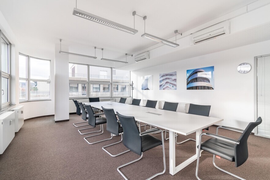 More Photos Of 3003 N Central Ave, Phoenix Coworking Space