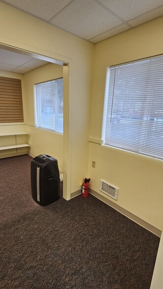 More Photos Of 31 Colwell St, Port Hadlock Medical For Lease