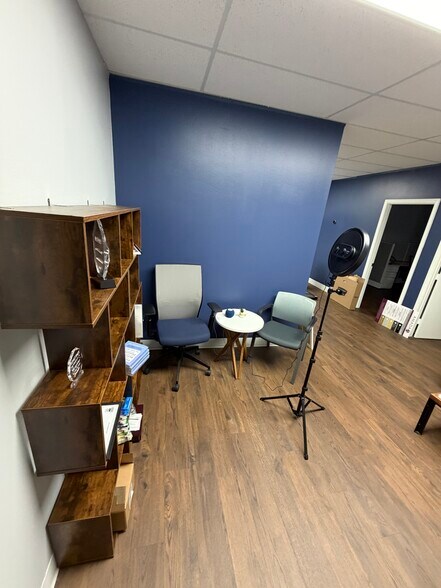More Photos Of 13610 Midway Rd, Farmers Branch Medical For Lease