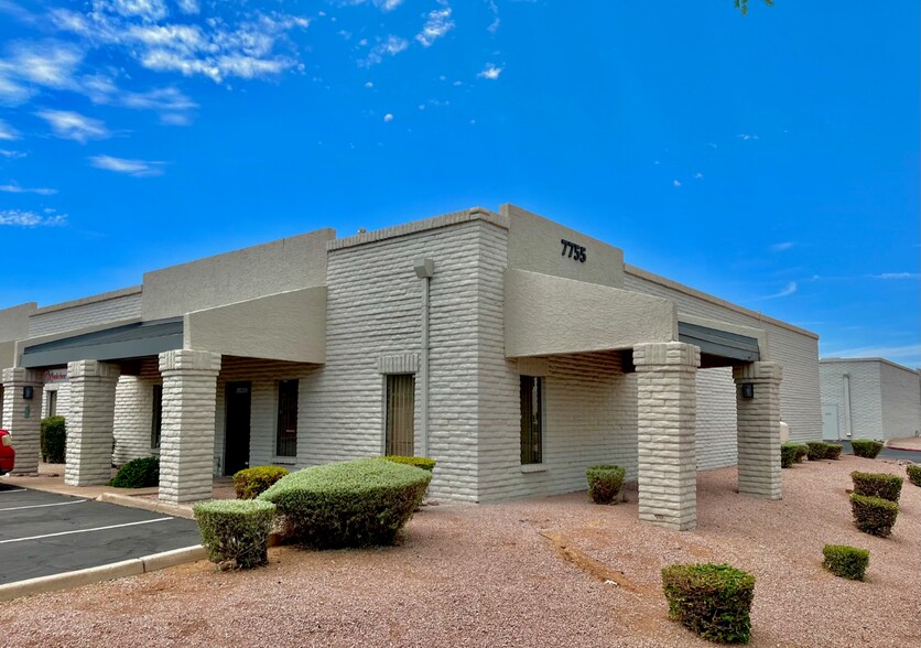 More Photos Of 7750 E Redfield Dr, Scottsdale Distribution For Lease