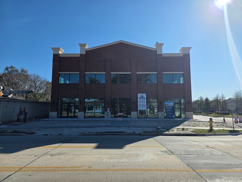 More Photos Of 425 S Woodland Blvd, Deland Office For Lease