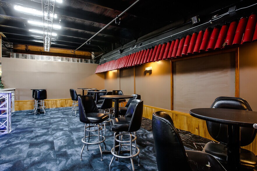 More Photos Of 701 E 50th St, Lubbock Restaurant For Sale