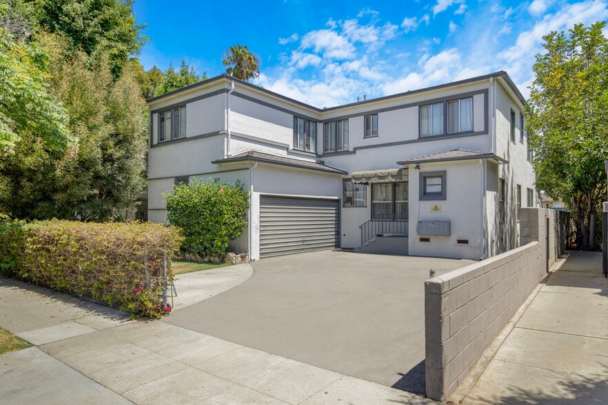 More Photos Of 1937 17th St, Santa Monica Apartments For Sale