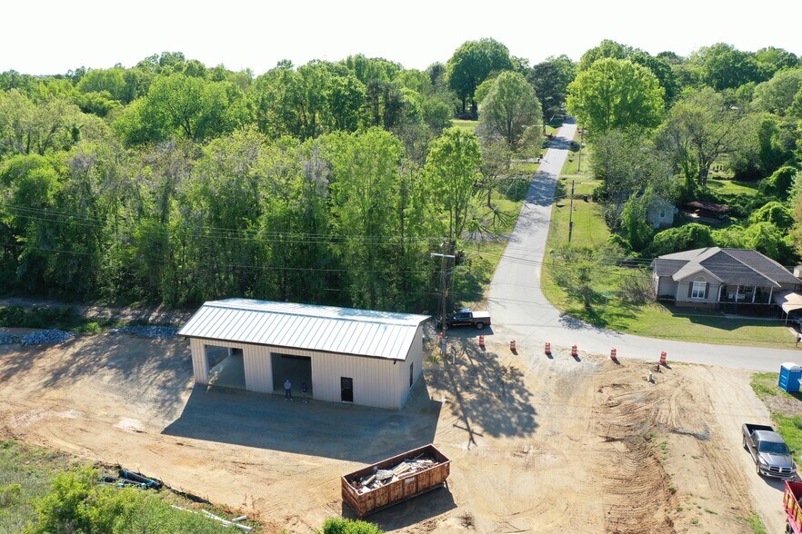 More Photos Of 25 Marietta Pl NW, Concord Industrial For Lease