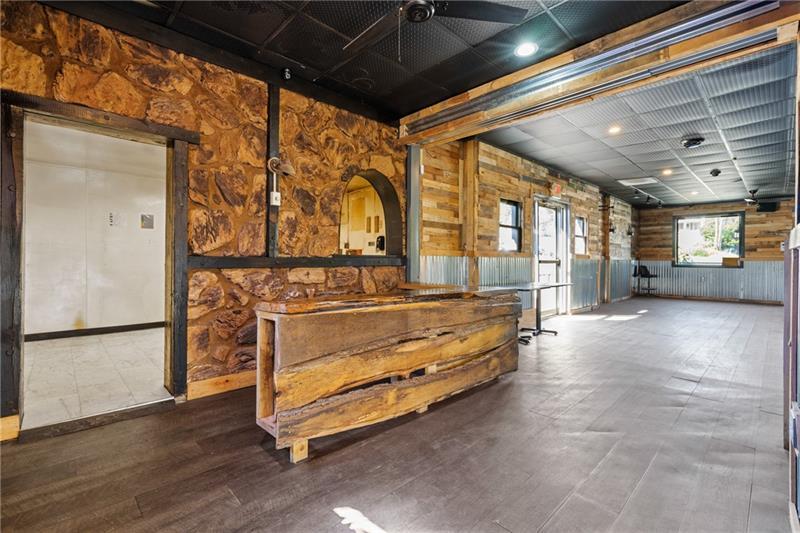 More Photos Of 2222 Freeport Rd, New Kensington General Retail For Sale