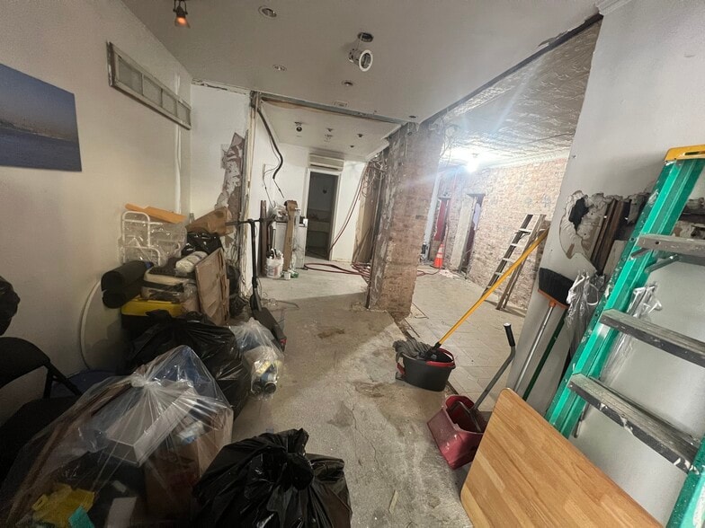 More Photos Of 120 Thompson St, New York Apartments For Lease