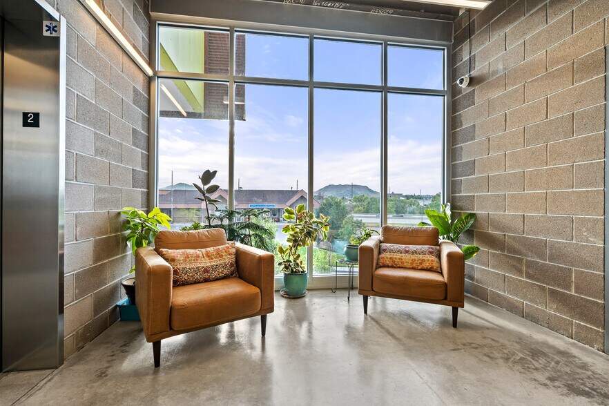 More Photos Of 202 6th St, Castle Rock Office For Lease