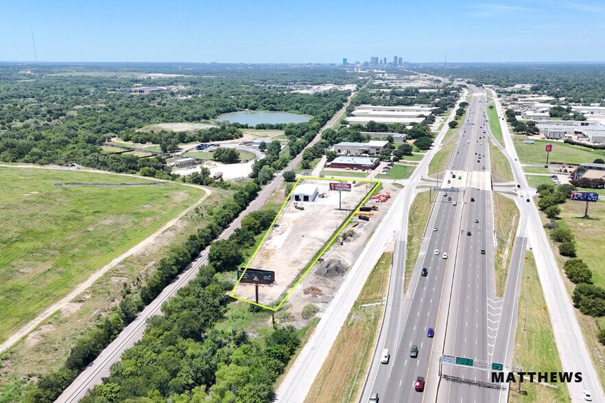 Primary Photo Of 6500 Airport Fwy, Haltom City Warehouse For Lease