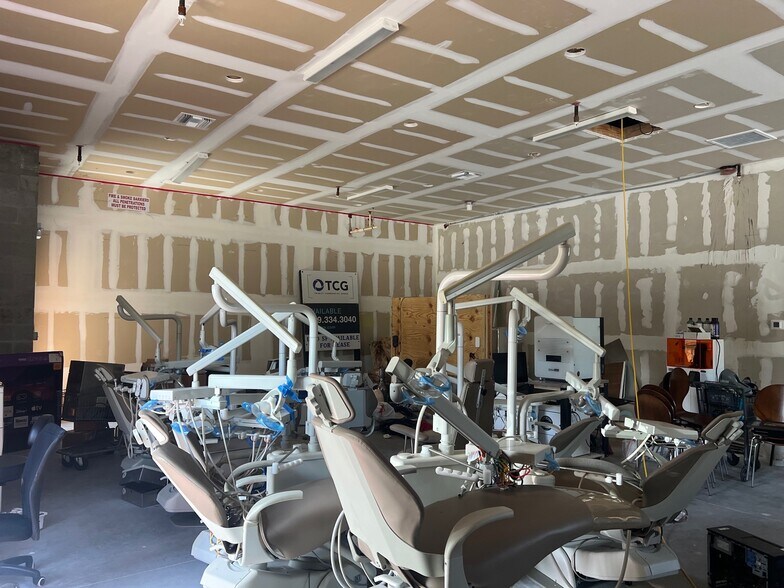 More Photos Of 11380 Bonita Beach Rd SE, Bonita Springs Medical For Lease