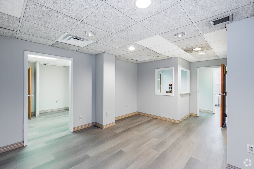 More Photos Of 320 Fort Duquesne Blvd, Pittsburgh Apartments For Sale