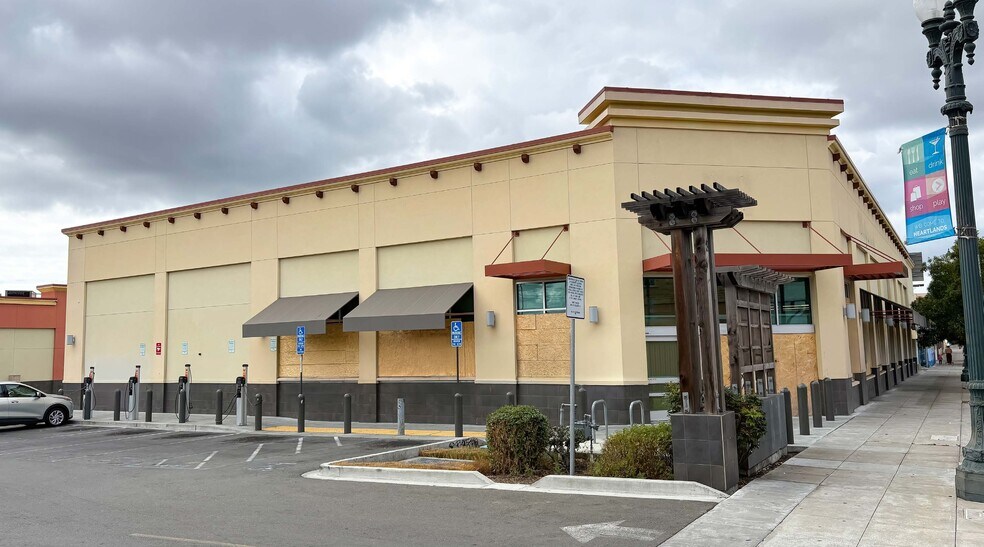 Primary Photo Of 5809 Foothill Blvd, Oakland Freestanding For Lease