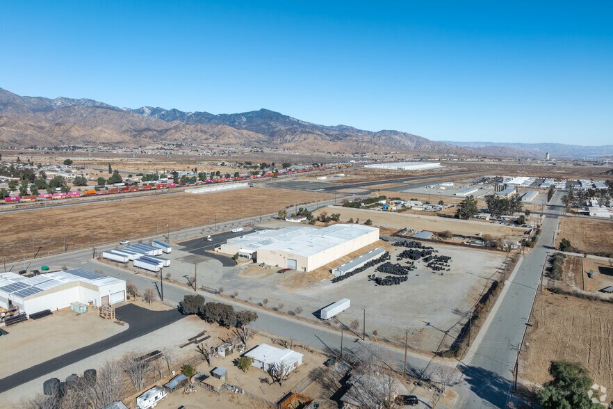 More Photos Of 1284 E Lincoln St, Banning Warehouse For Sale