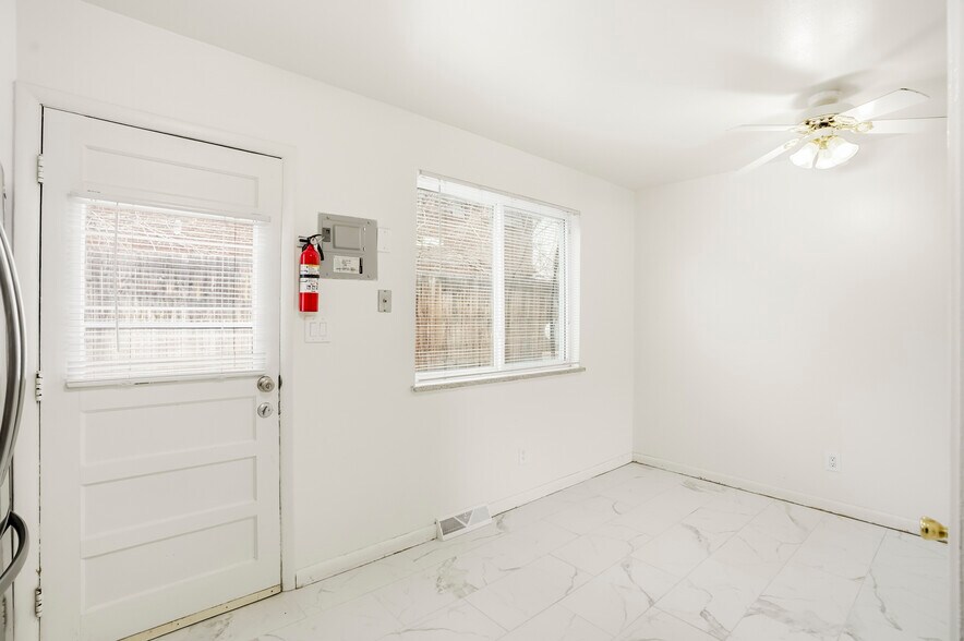 More Photos Of 5511 S Delaware St, Littleton Apartments For Sale