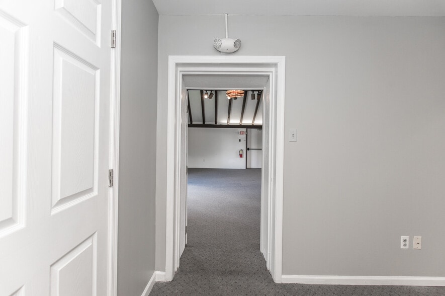 More Photos Of 981 Second Street Pike, Richboro Office For Lease