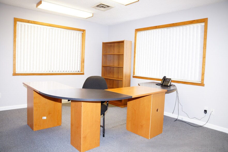 More Photos Of 12640 W Cedar Dr, Lakewood Office For Lease