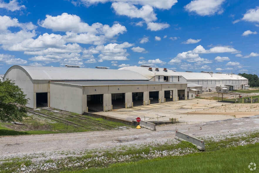 More Photos Of 105 Scr 25, Taylorsville Manufacturing For Sale