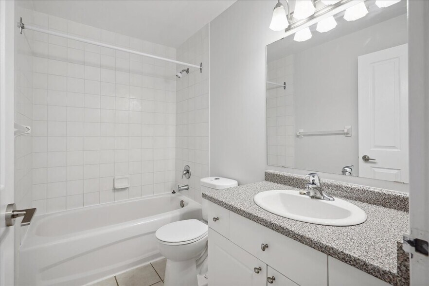 More Photos Of 50 Richmond St E, Oshawa Apartments For Sale