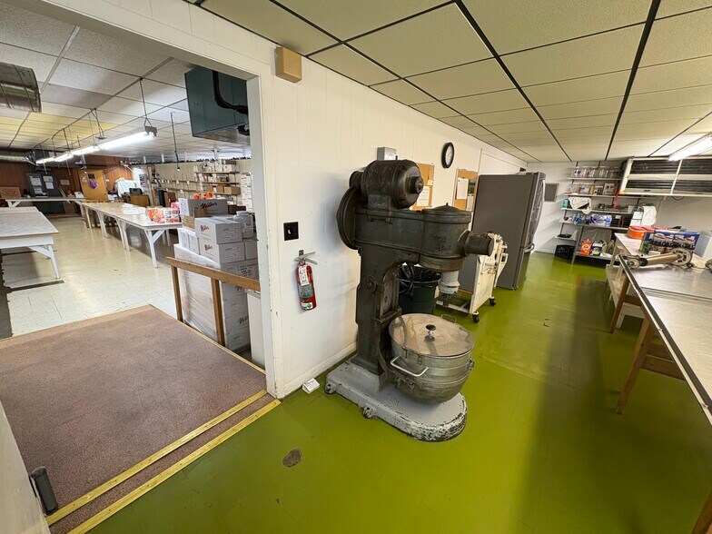 More Photos Of 1391 State Route 66, New Bethlehem Freestanding For Sale