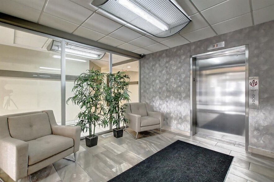 More Photos Of 104 - 138 Se, Calgary, Ab Av, Calgary Apartments For Sale