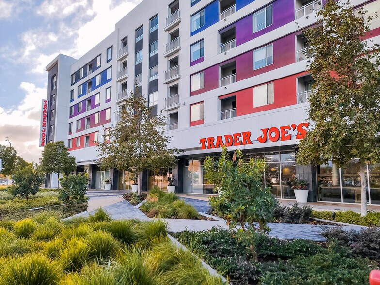 More Photos Of 1365 McCandless Dr, Milpitas Apartments For Lease