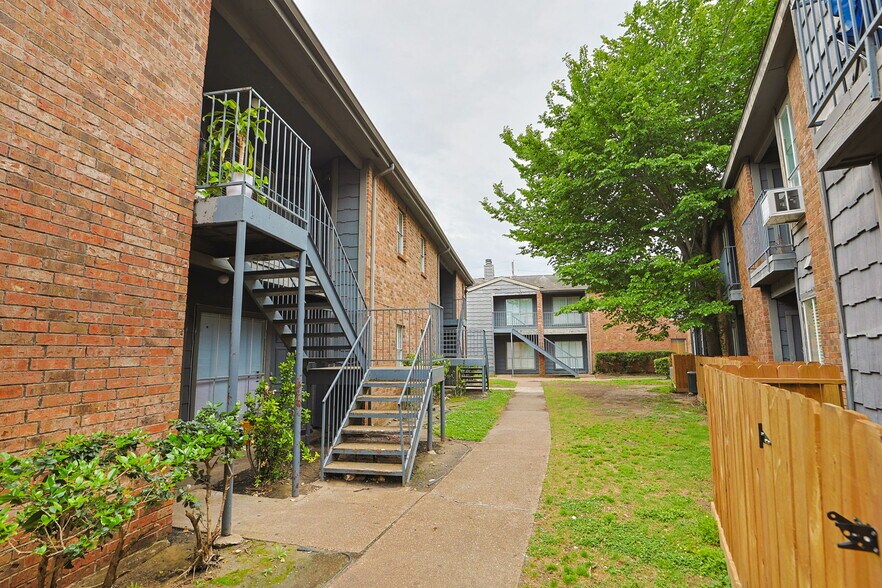 More Photos Of 5455 Timber Creek Place Dr, Houston Apartments For Sale