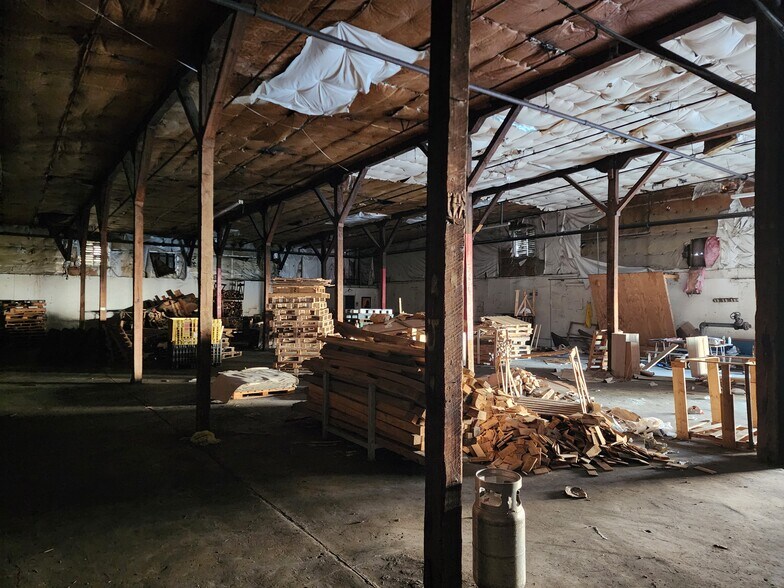 More Photos Of 801 Gold street St, Rocky Mount Industrial For Sale