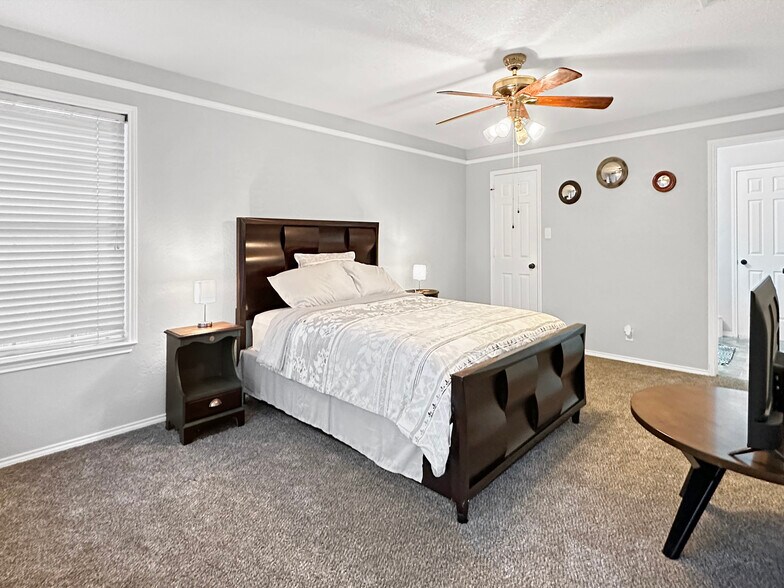 More Photos Of 503 S Arizona Dr, Celina Loft Creative Space For Lease