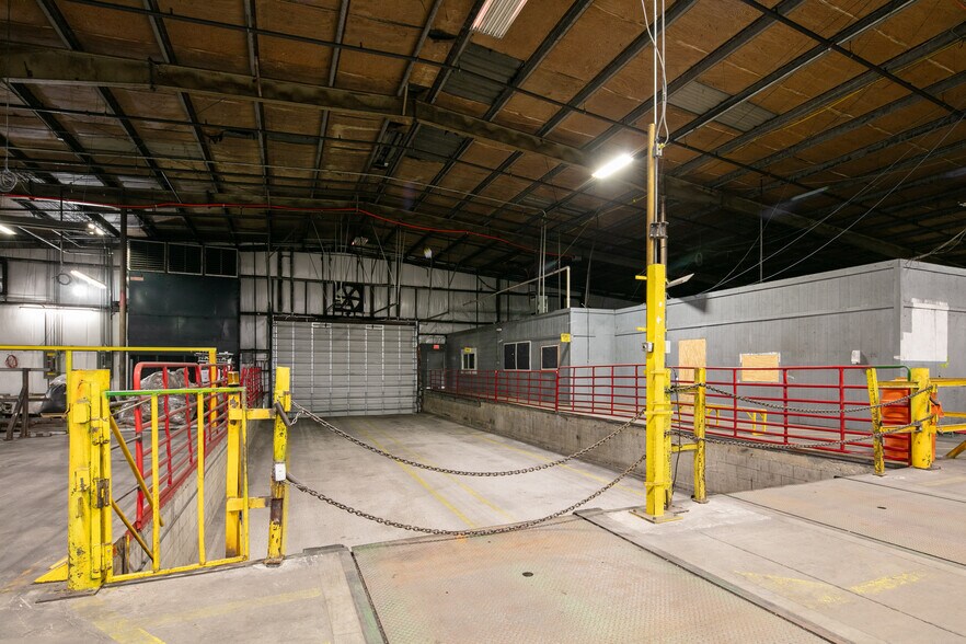 More Photos Of 130 Ecton Rd, Winchester Unknown For Lease