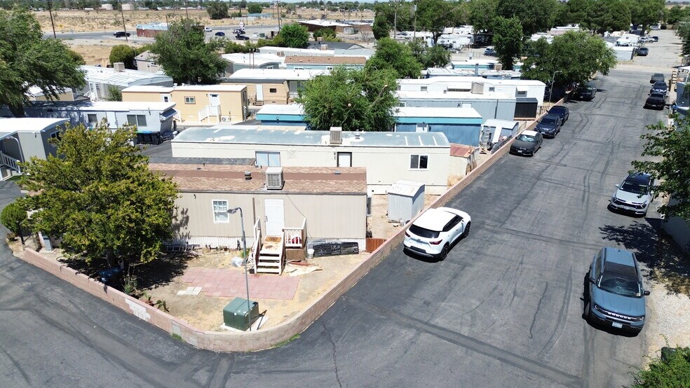 More Photos Of 45131 28th St E, Lancaster Manufactured Housing Mobile Home Park For Sale