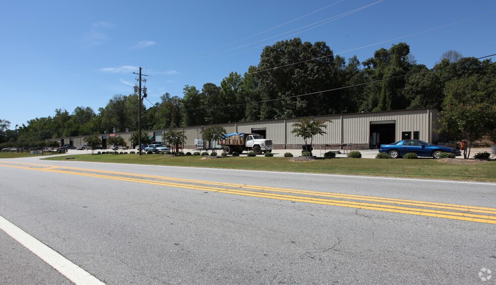 Primary Photo Of 4714-4748 Atlanta Hwy, Flowery Branch Warehouse For Sale