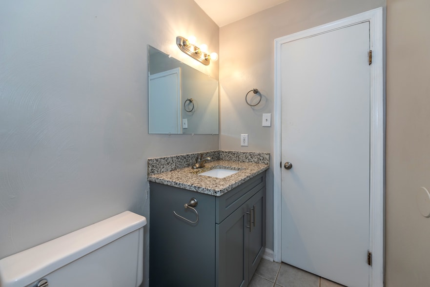 More Photos Of 2111 Pretty Lake Ave, Norfolk Apartments For Sale