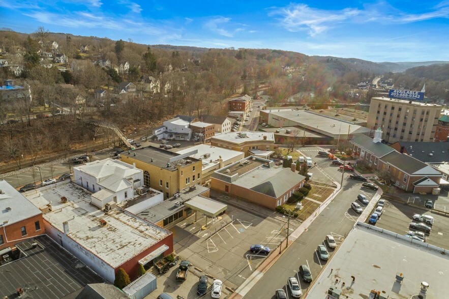 More Photos Of 115 Main St, Seymour General Retail For Sale