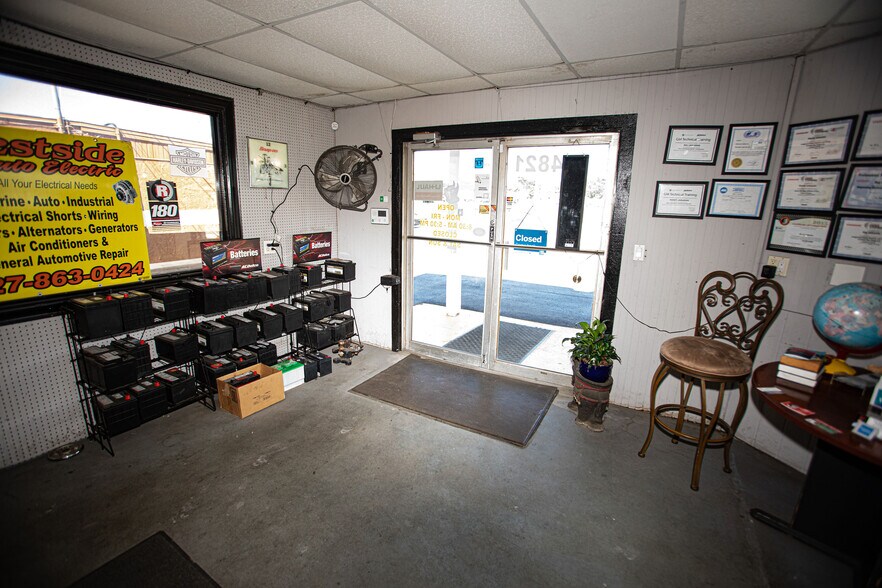 More Photos Of 14825 US Highway 19, Hudson Service For Sale