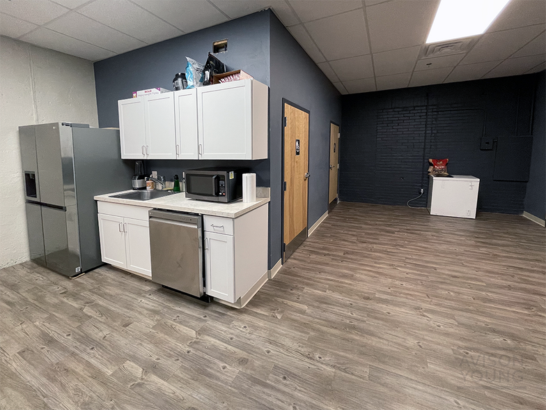 More Photos Of 125 N Main St, Greenville Loft Creative Space For Lease