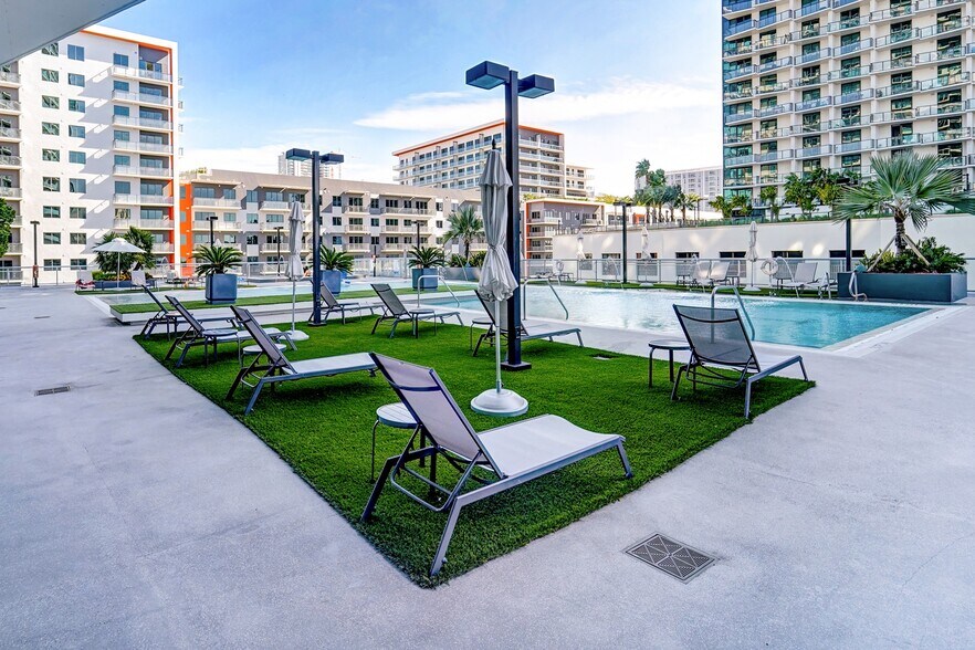 More Photos Of 125 NE 32nd St, Miami Apartments For Lease